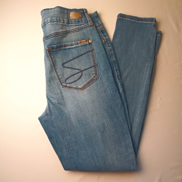 Seven7 Jeans Size 12 High Rise Skinny Leg Light Wash Distressed - Picture 1 of 10